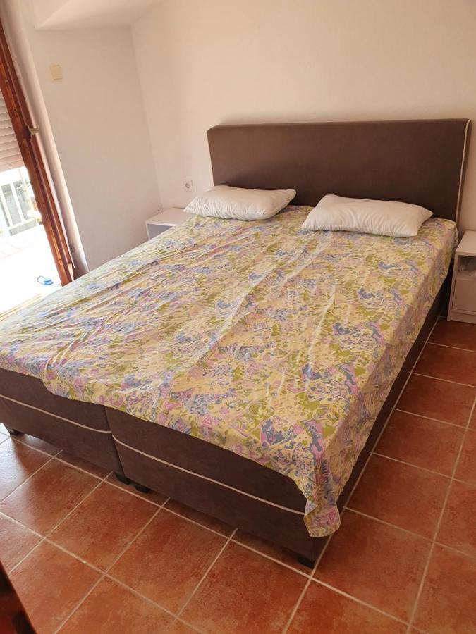 Apartmani Nar Sutomore Ngoại thất bức ảnh